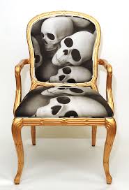 Lekker gull/skull stol